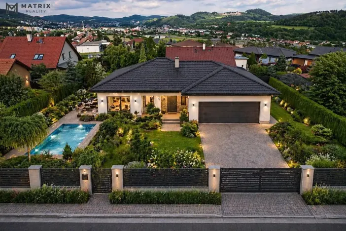 Prodej pozemku pro bydlení, Králův Dvůr, Na Výsluní, 756 m2
