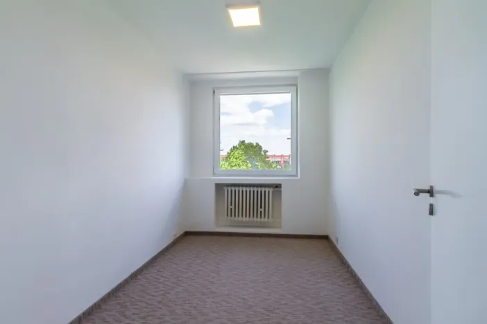 Pronájem bytu 3+kk, Praha - Prosek, Lovosická, 64 m2