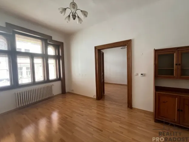 Pronájem bytu 2+1, Praha, Řehořova, 70 m2