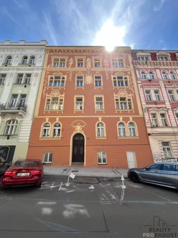 Pronájem bytu 2+1, Praha, Řehořova, 70 m2