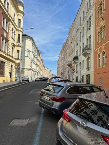 Pronájem bytu 2+1, Praha, Řehořova, 70 m2