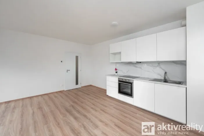Pronájem bytu 1+kk, Přezletice, Pod Zahrady, 40 m2