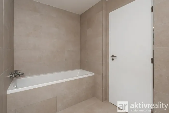 Pronájem bytu 1+kk, Přezletice, Pod Zahrady, 40 m2
