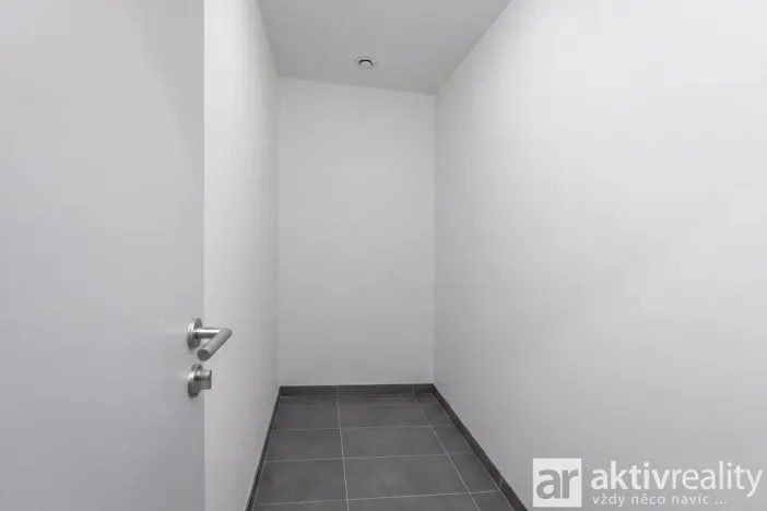 Pronájem bytu 1+kk, Přezletice, Pod Zahrady, 40 m2