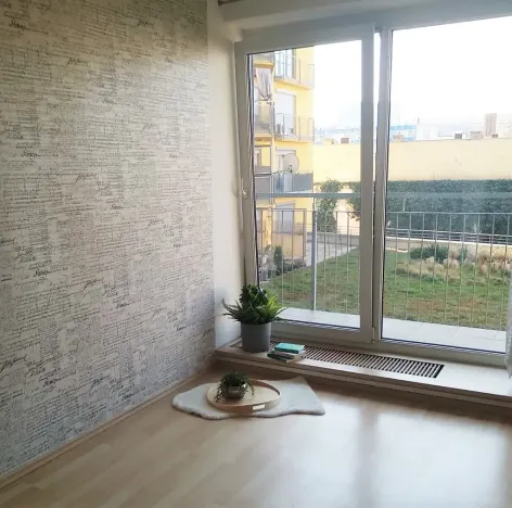Pronájem bytu 2+kk, Praha - Vysočany, Na Harfě, 44 m2