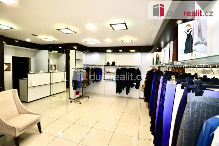 Pronájem obchodního prostoru, Karlovy Vary, Vřídelní, 115 m2