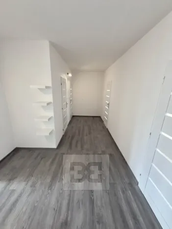 Pronájem bytu 3+kk, Kladno, Švýcarská, 76 m2
