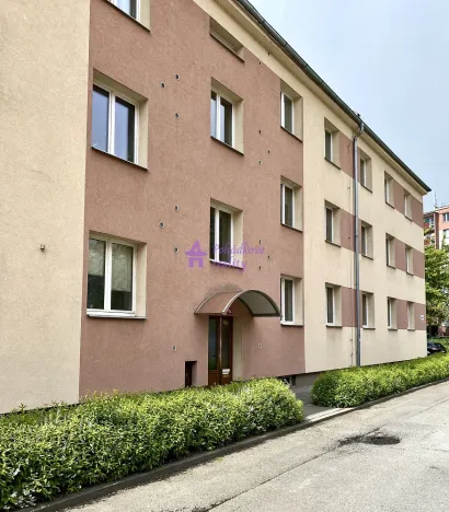 Pronájem bytu 1+kk, Olomouc, Valdenská, 30 m2