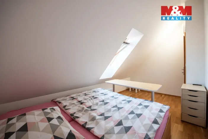 Pronájem bytu 5+kk, Hradec Králové, Velké náměstí, 112 m2