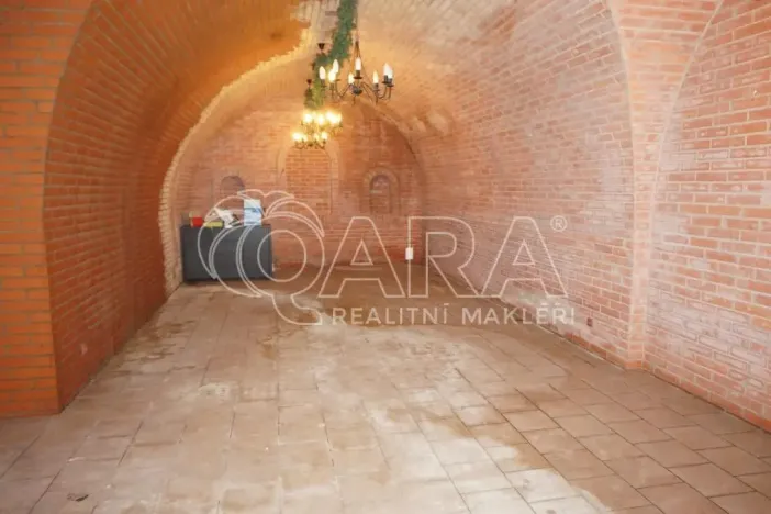 Pronájem restaurace, Ústí nad Orlicí, Heranova, 270 m2