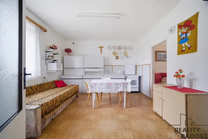 Prodej rodinného domu, Stojice, 82 m2