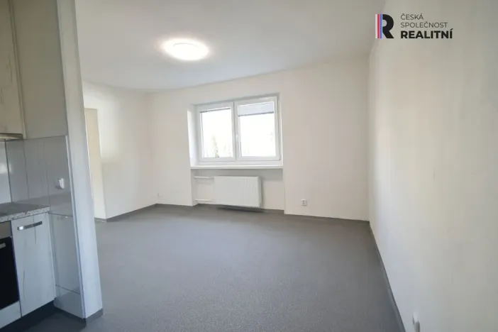 Pronájem bytu 2+1, Zlín - Příluky, Pod Mlýnem, 79 m2