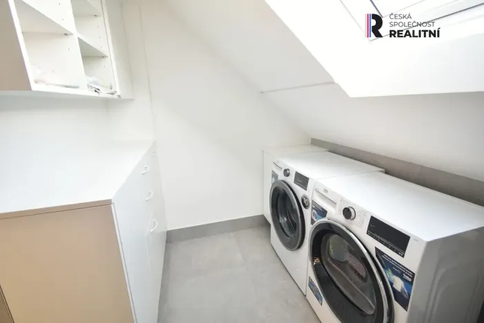 Pronájem bytu 3+1, Zlín - Příluky, Pod Mlýnem, 77 m2