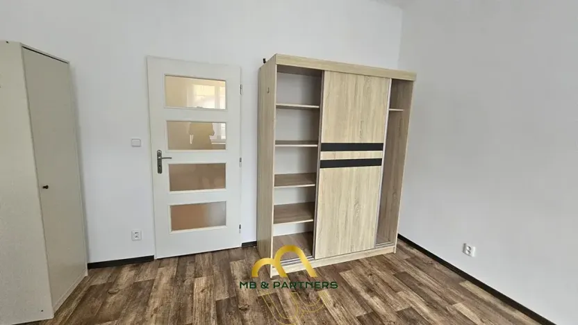 Pronájem bytu 2+kk, Praha - Michle, Adamovská, 42 m2