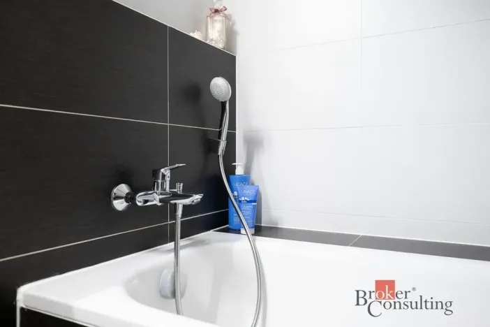 Pronájem rodinného domu, Praha - Dolní Měcholupy, Rothmayerova, 155 m2