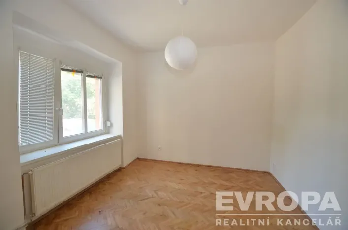 Pronájem bytu 2+1, Praha - Nusle, U Jedličkova ústavu, 56 m2