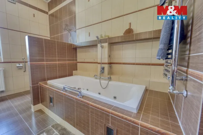 Prodej rodinného domu, Chodová Planá, Pivovarská, 254 m2