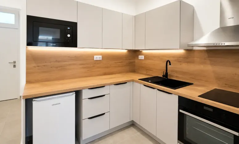 Pronájem bytu 1+kk, Praha - Žižkov, Milíčova, 34 m2