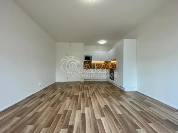 Pronájem bytu 1+kk, Praha - Lhotka, 34 m2