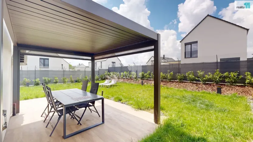 Prodej rodinného domu, Veleň, U Sluh, 150 m2