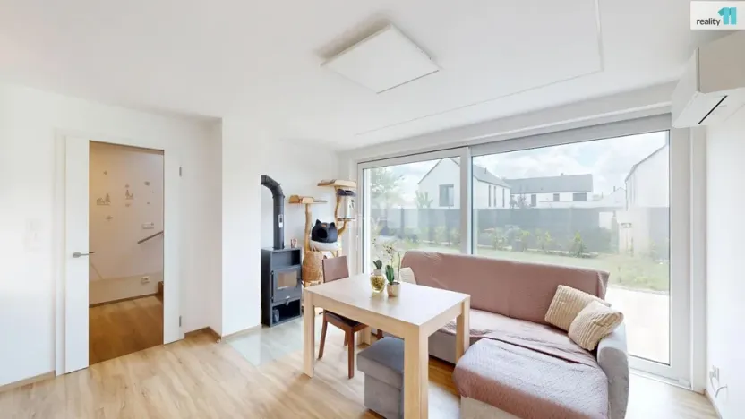 Prodej rodinného domu, Veleň, U Sluh, 150 m2