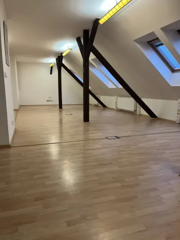 Pronájem kanceláře, Plzeň - Východní Předměstí, Houškova, 136 m2