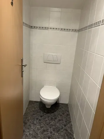 Pronájem kanceláře, Plzeň - Východní Předměstí, Houškova, 136 m2