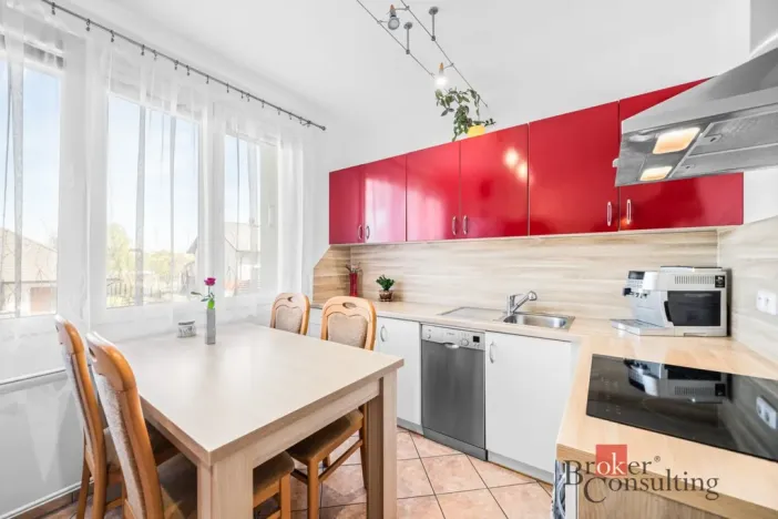 Prodej bytu 3+1, Holýšov, Pod Makovým vrchem, 67 m2