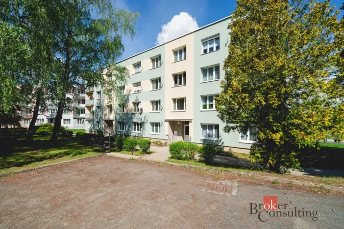 Prodej bytu 3+1, Holýšov, Pod Makovým vrchem, 67 m2
