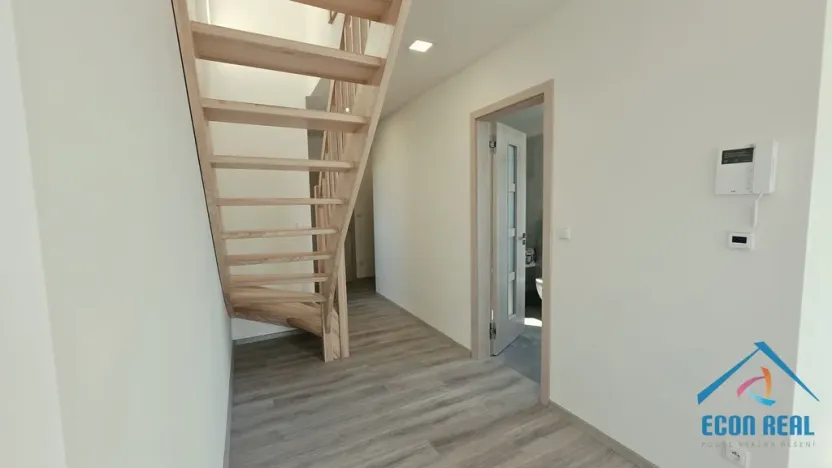 Pronájem bytu 4+kk, Herink, U Kovárny, 165 m2