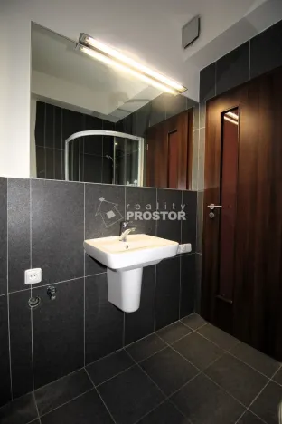 Pronájem bytu 1+kk, Mělník, náměstí Míru, 42 m2
