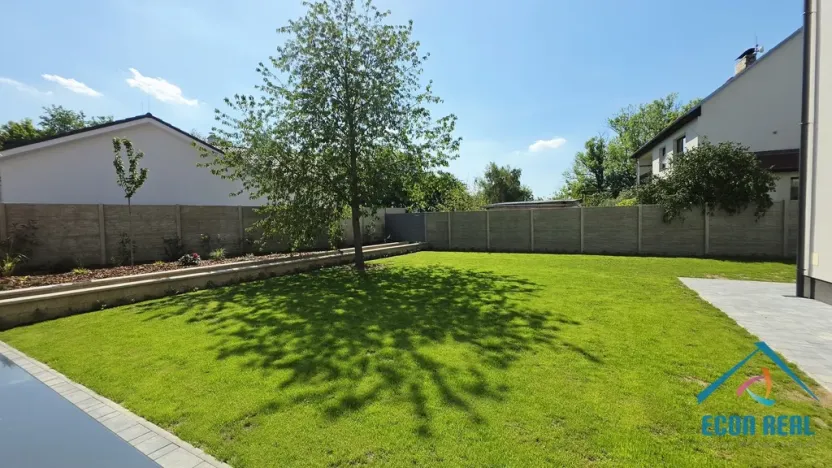 Pronájem kanceláře, Herink, U Kovárny, 92 m2