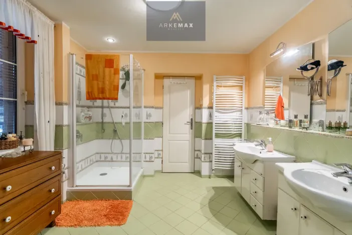 Prodej rodinného domu, Ostrava, Moravská, 368 m2