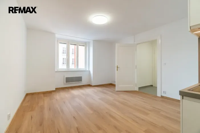 Prodej bytu 1+kk, Praha - Žižkov, Baranova, 34 m2