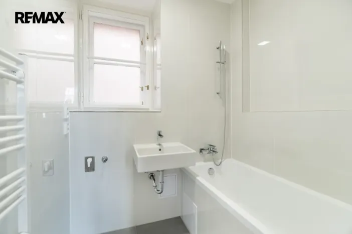 Prodej bytu 1+kk, Praha - Žižkov, Baranova, 34 m2
