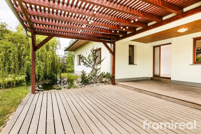Prodej rodinného domu, Ohrobec, Krátká, 298 m2