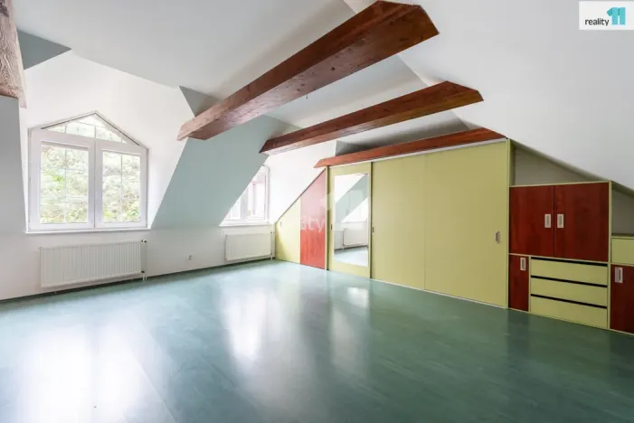 Prodej rodinného domu, Praha - Lhotka, Vzdušná, 420 m2