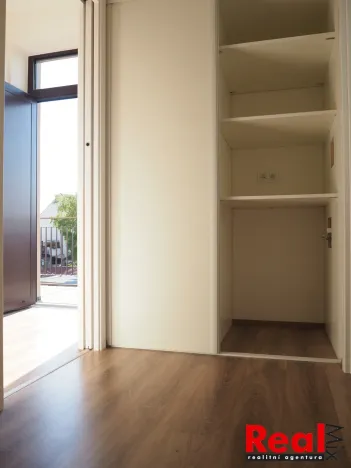Pronájem bytu 1+kk, Brno - Přízřenice, Moravanská, 34 m2