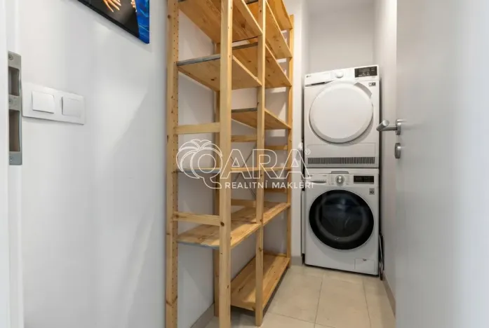 Pronájem bytu 3+kk, Praha - Karlín, Breitfeldova, 76 m2