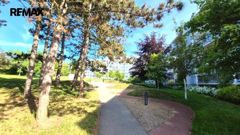 Prodej bytu 3+kk, Praha - Háje, Cyprichova, 75 m2