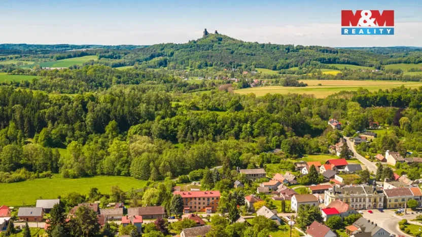 Prodej bytu 3+1, Rovensko pod Troskami, Tyršova, 66 m2