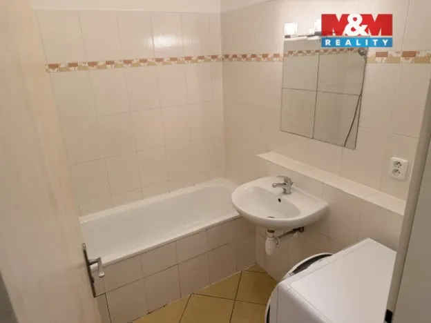 Pronájem bytu 1+kk, Praha - Čakovice, Marty Krásové, 34 m2