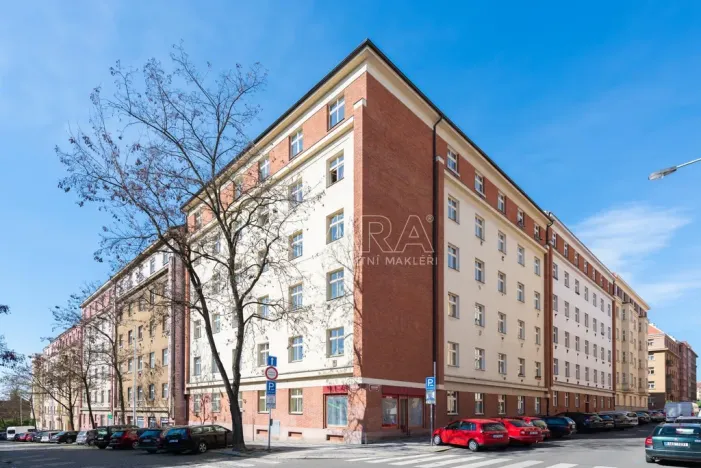Prodej bytu 1+kk, Praha - Vinohrady, náměstí Jiřího z Lobkovic, 25 m2