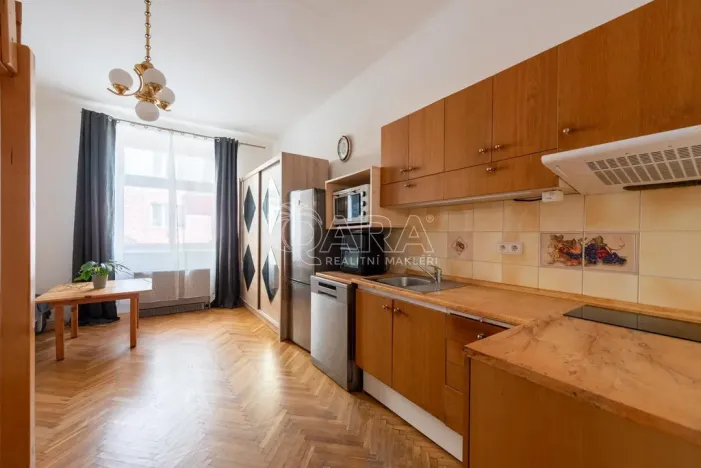 Prodej bytu 1+kk, Praha - Vinohrady, náměstí Jiřího z Lobkovic, 25 m2