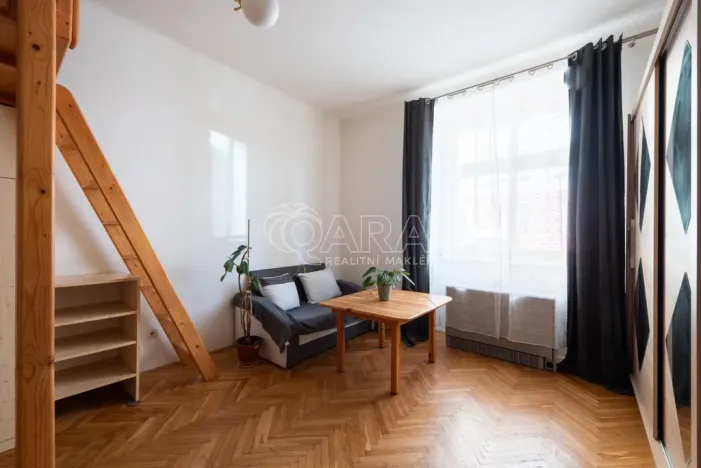 Prodej bytu 1+kk, Praha - Vinohrady, náměstí Jiřího z Lobkovic, 25 m2