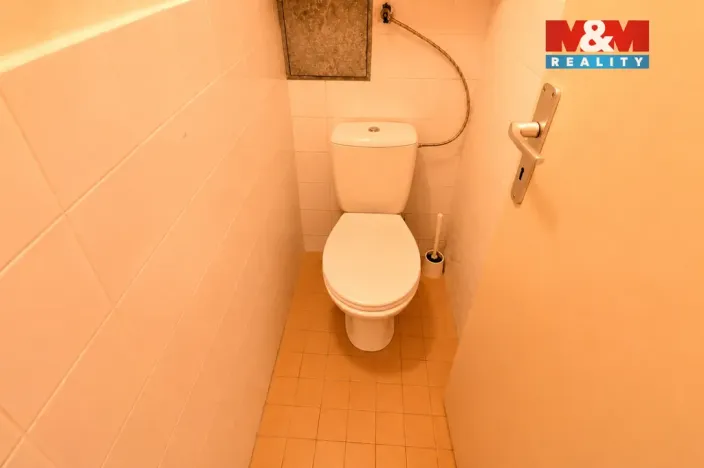 Pronájem bytu 1+kk, Hradec Králové - Nový Hradec Králové, Mrštíkova, 36 m2