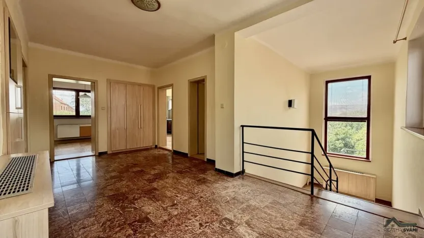 Prodej rodinného domu, Hroznová Lhota, 199 m2