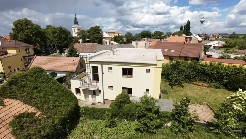 Prodej rodinného domu, Hroznová Lhota, 199 m2