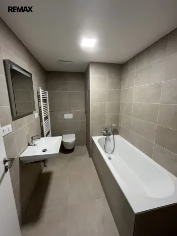 Prodej bytu 2+kk, Zlín, Tyršovo nábřeží, 71 m2