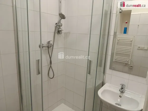 Pronájem bytu 1+kk, Praha - Vršovice, Na spojce, 19 m2